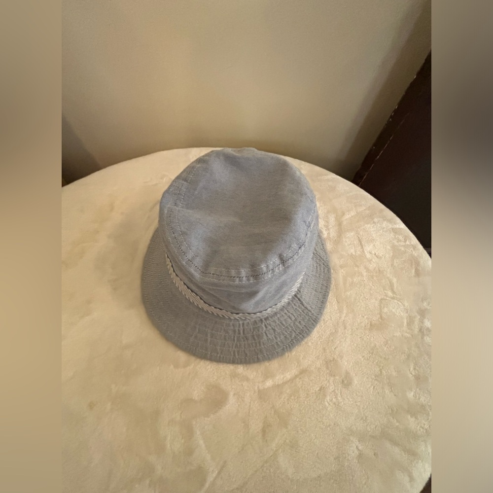 Tommy Hilfiger Women’s Bucket Hat (S/M) (NWOT)